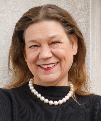 Dr. Silvia Hellmer